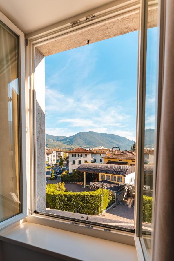 Albergo Caffe Centrale Mezzocorona Luaran gambar