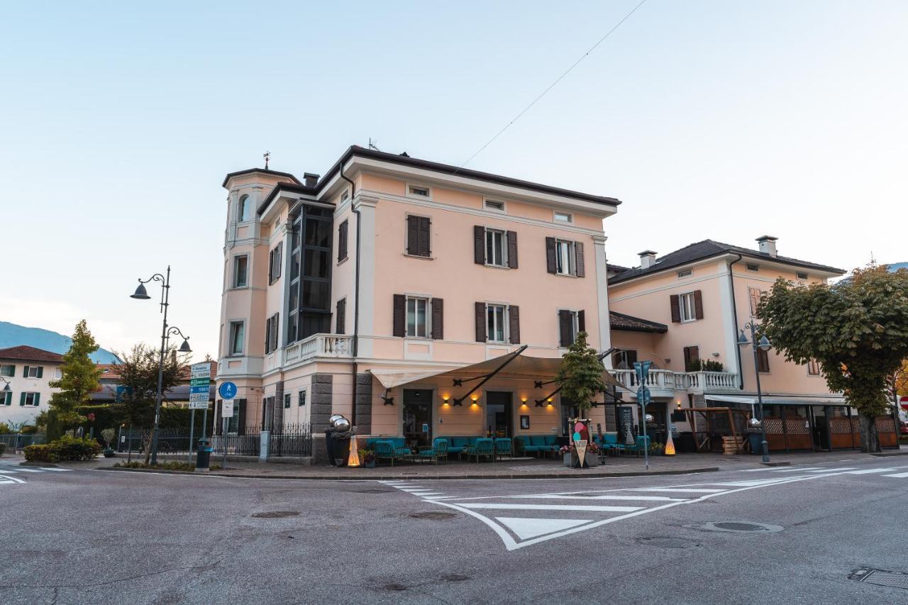 Albergo Caffe Centrale Mezzocorona Luaran gambar