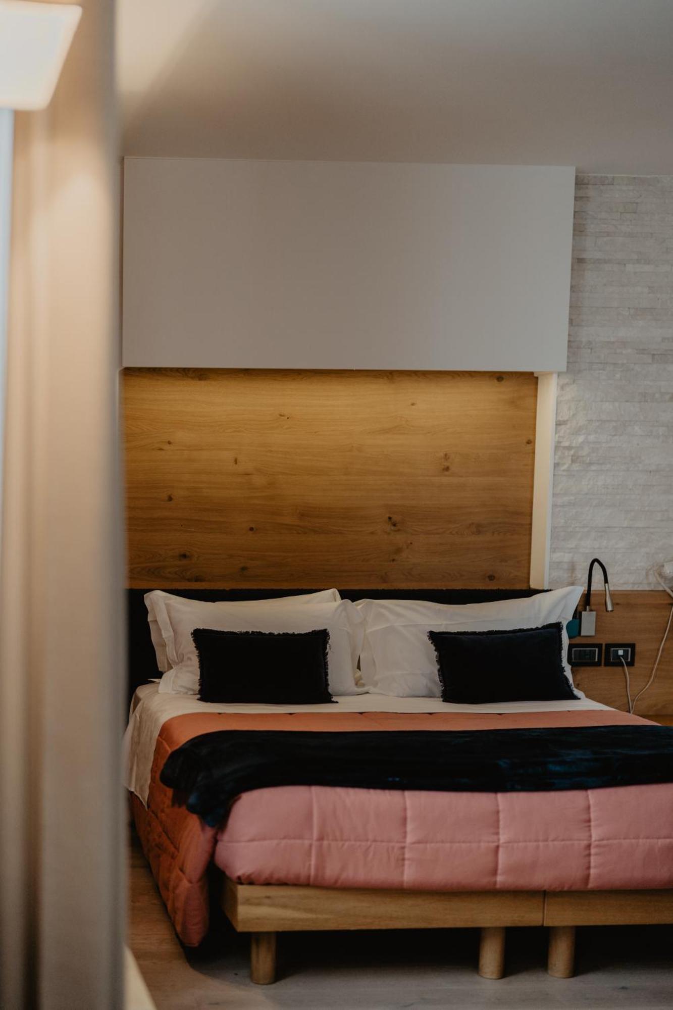 Albergo Caffe Centrale Mezzocorona Luaran gambar